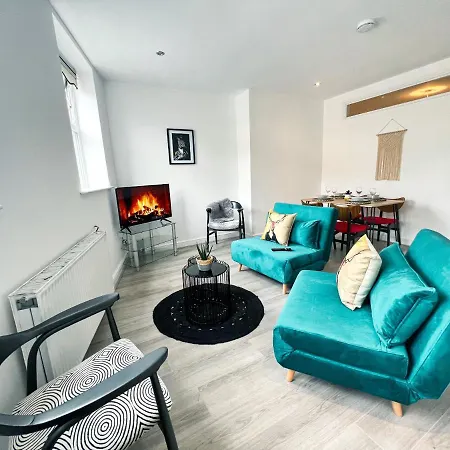The County Staycation Liverpool Exterior photo